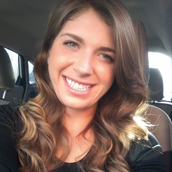 Meet your Posher, Ashley - Picture 1 of 1