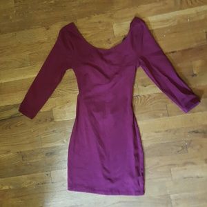 Maroon Criss-Cross Back Bodycon Dress