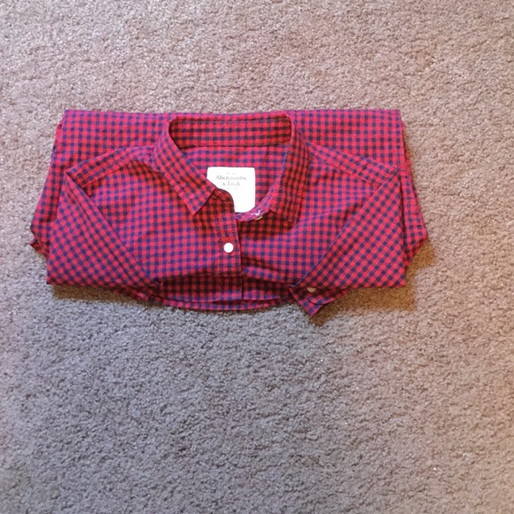 Shirt - Picture 3 of 3