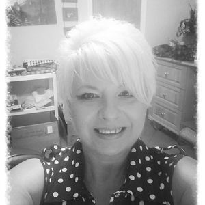 Meet your Posher, Deborah