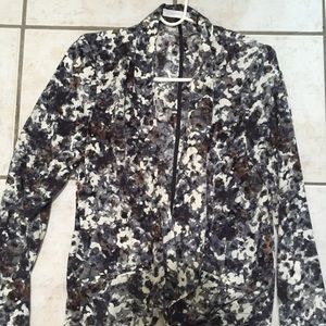 Abstract print long sleeve blazer
