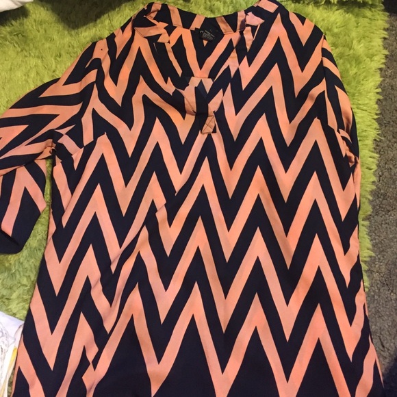 Chevron Top