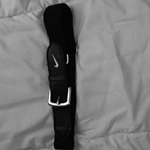 NIKE SOFTBALL BELT