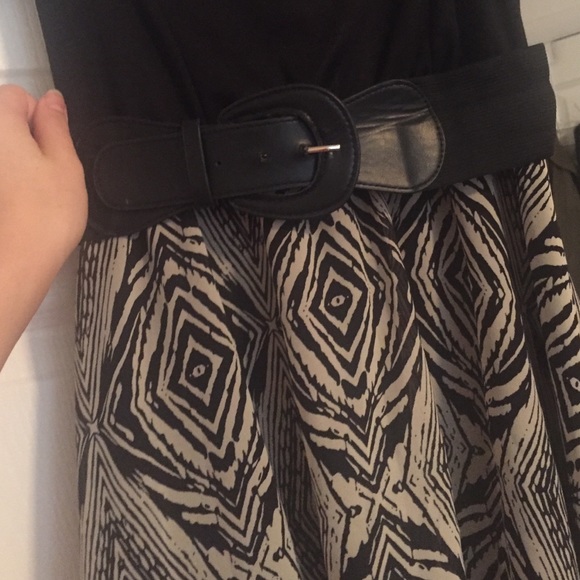 High/Low dress - Picture 2 of 3