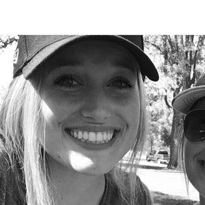 Meet your Posher, Alyson