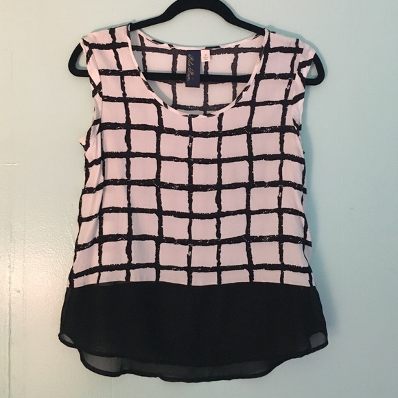 Francesca's collection Blouse - Picture 1 of 2