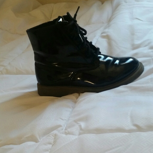 COMBAT BOOTS - Picture 2 of 3