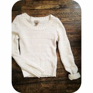 White sparkly sweater ☃