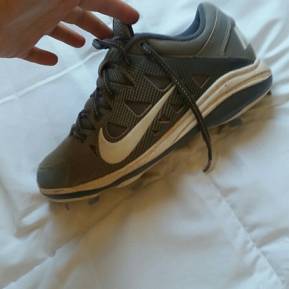 NIKE CLEATS
