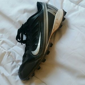 NIKE CLEATS