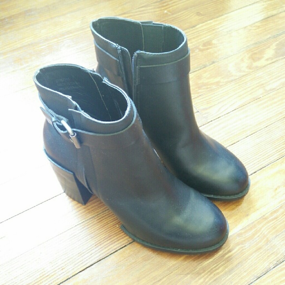 Forever21 Chunky Heel Ankle Boots Size 10