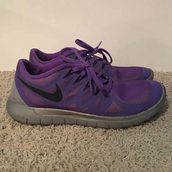 Nike tennis shoes