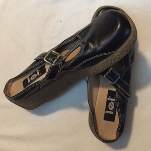 🎉 SALE 🎉 l.e.i Black Clogs