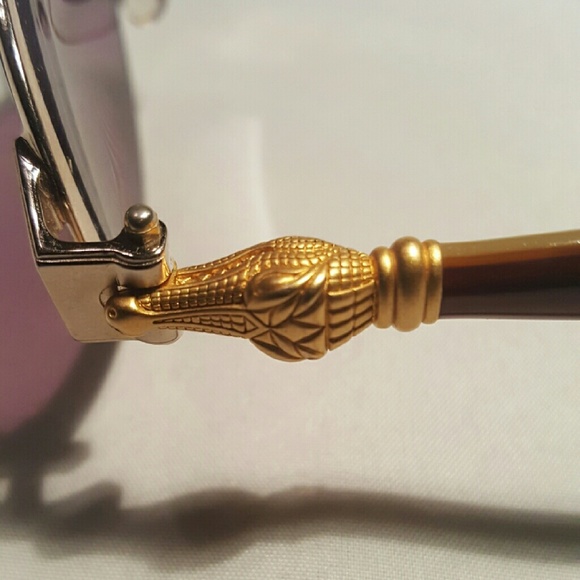 Kieselstein-Cord Sunglasses w/ 18k Crocs - Picture 3 of 4