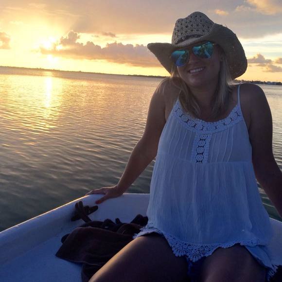 Meet your Posher, Amy - Picture 1 of 1