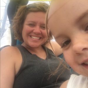 Meet your Posher, Whitney