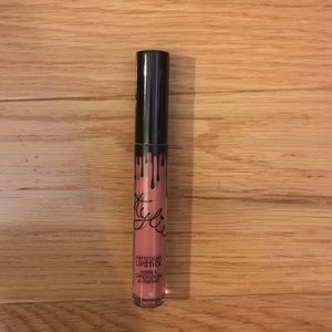 Kylie Lip kit liquid lipstick in Candy K