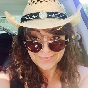 Meet your Posher, Jen