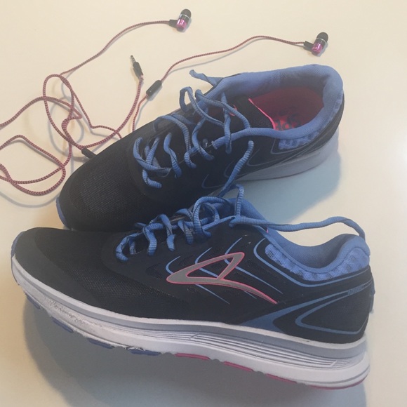 Champion Shoes - Sneakers