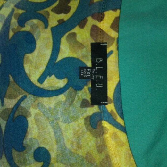 Shirt - Picture 3 of 4