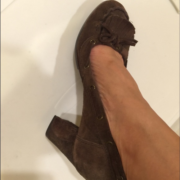 Nine West high heel pump