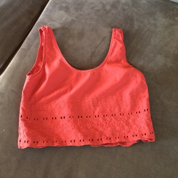 Red crop top - Picture 1 of 2