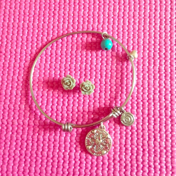 Alex and Anny bracket with grey rise errings