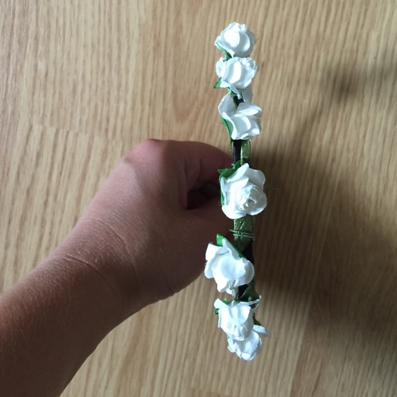 New Flower Crown Festival Headband Wedding Garland - Picture 3 of 4