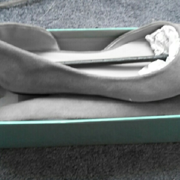 Shoes - Picture 3 of 3