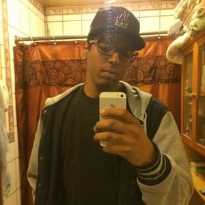 Meet your Posher, Alezae