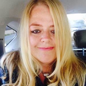 Meet your Posher, Yvette