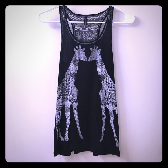 Giraffe Tribal Tank