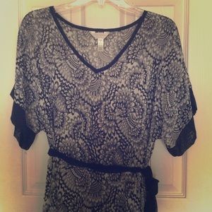 MATERNITY caftan style top