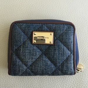 Michael Kors Women's Wallet Small Zip Around