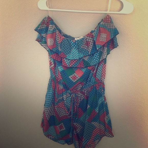 Sleeveless romper - Picture 1 of 2