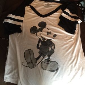 Adorable Micky mouse t shirt