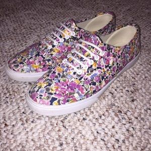Floral printed Vans