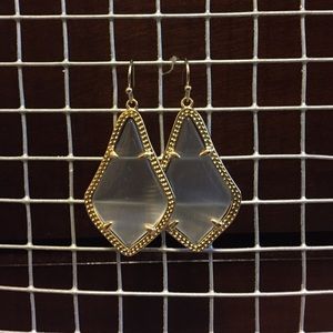 Kendra Earrings: Gray Slate