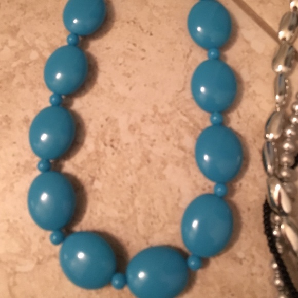 Three necklaces - Picture 2 of 5
