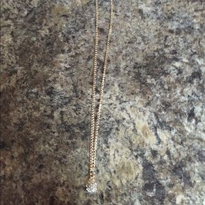 New necklace, gold tone