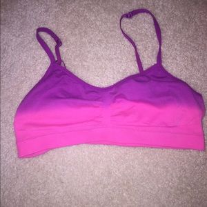sports bra