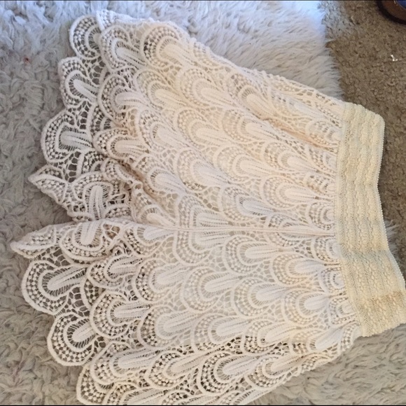 Lacy Shorts OS