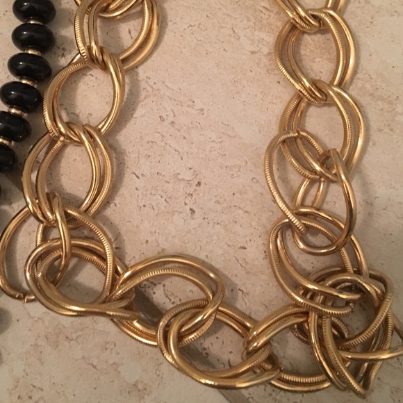 Three necklaces - Picture 4 of 4