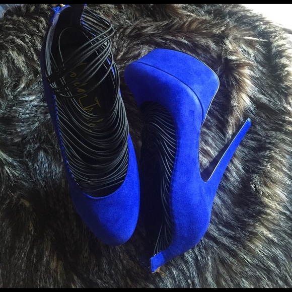 Ceres Bluse by London Trash - Picture 4 of 8