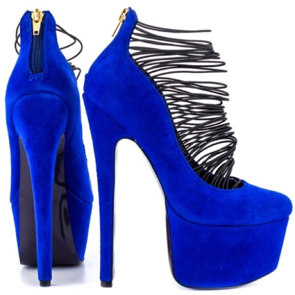 Ceres Bluse by London Trash - Picture 3 of 8