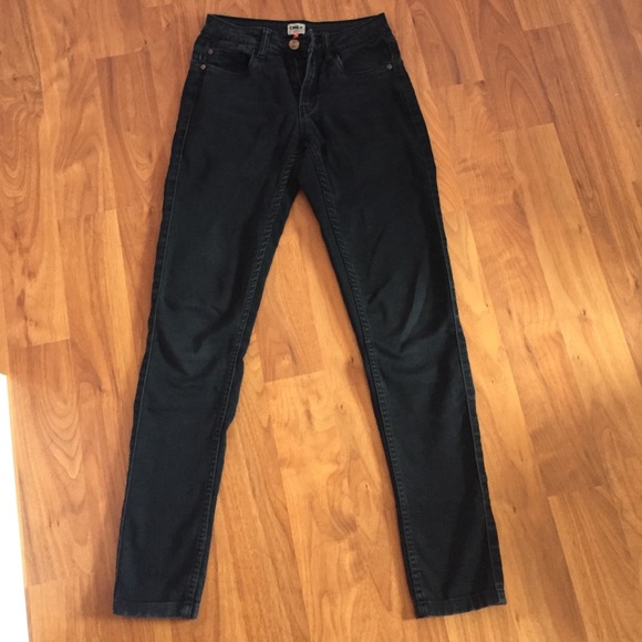 Black high waisted skinny jeans
