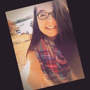 Meet your Posher, Darion