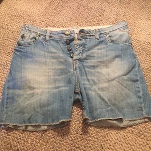 Blue jean shorts size 29