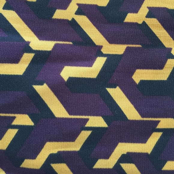 Scarf - Picture 2 of 4