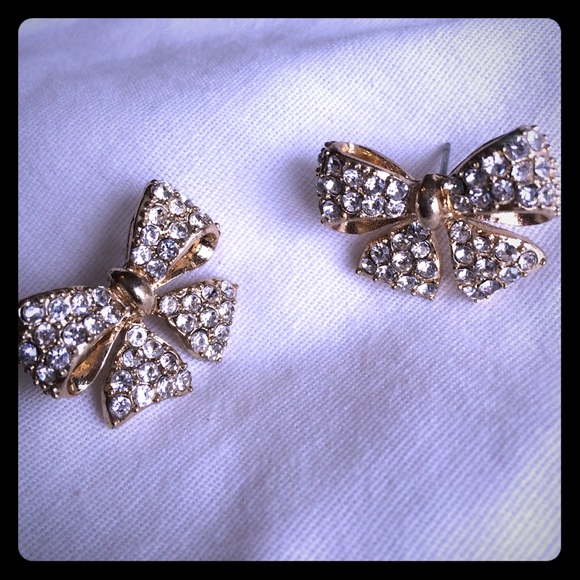 Forever 21 Bow Earrings